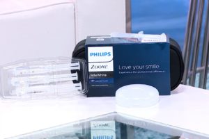 How to Brighten Your Smile With Philips Zoom!